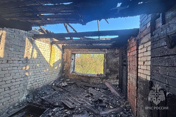 В Родниках продолжают поджигать нежилые дома